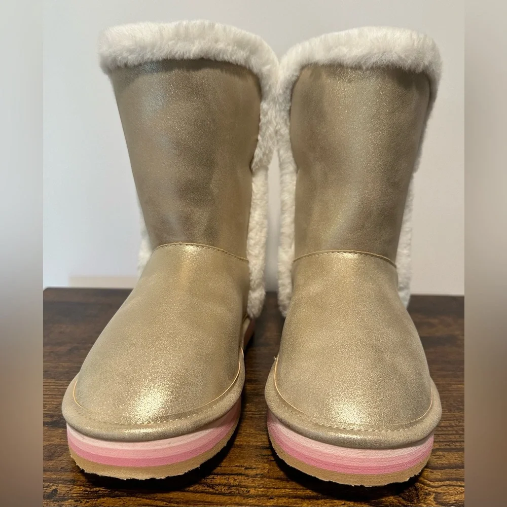 Sugar Big Girls Milhoja Gold Faux Fur Lined Boots NWT Size Big Girls 4
